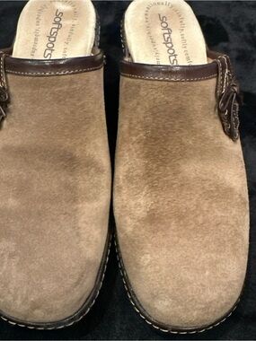 Softspots Tan Suede Mule Clogs with Dark Brown Trim